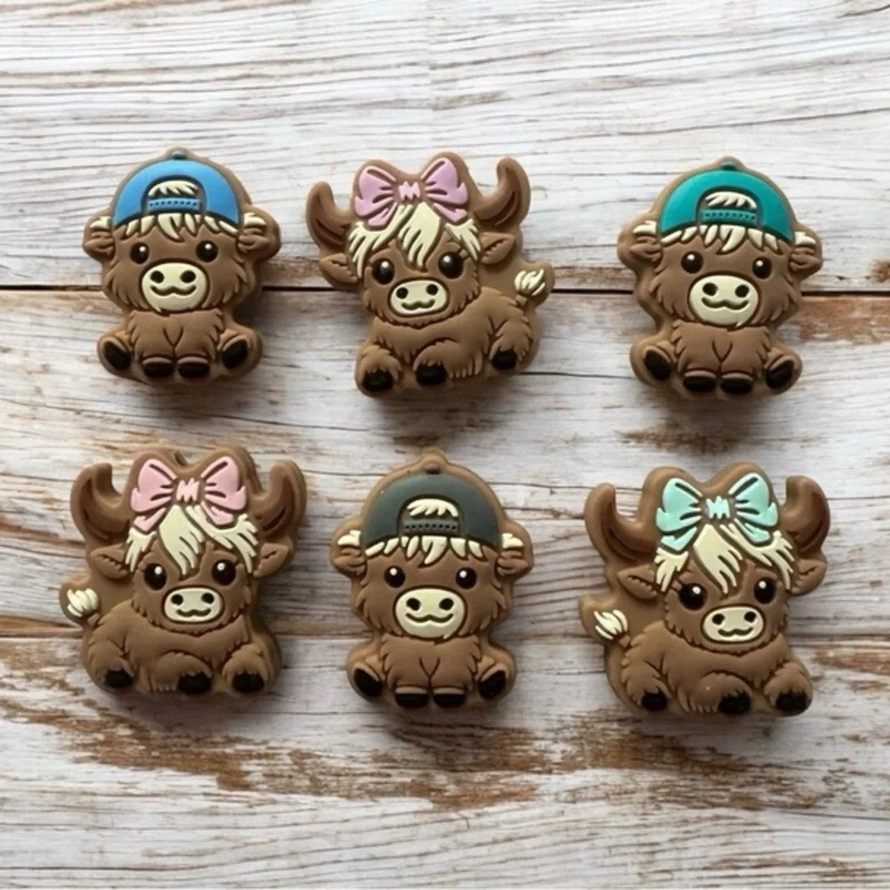 6 ADORABLE Silicone Highland Cows